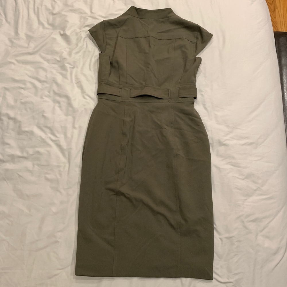 BNWT Calvin Klein women’s button down dress. - Picture 2 of 9
